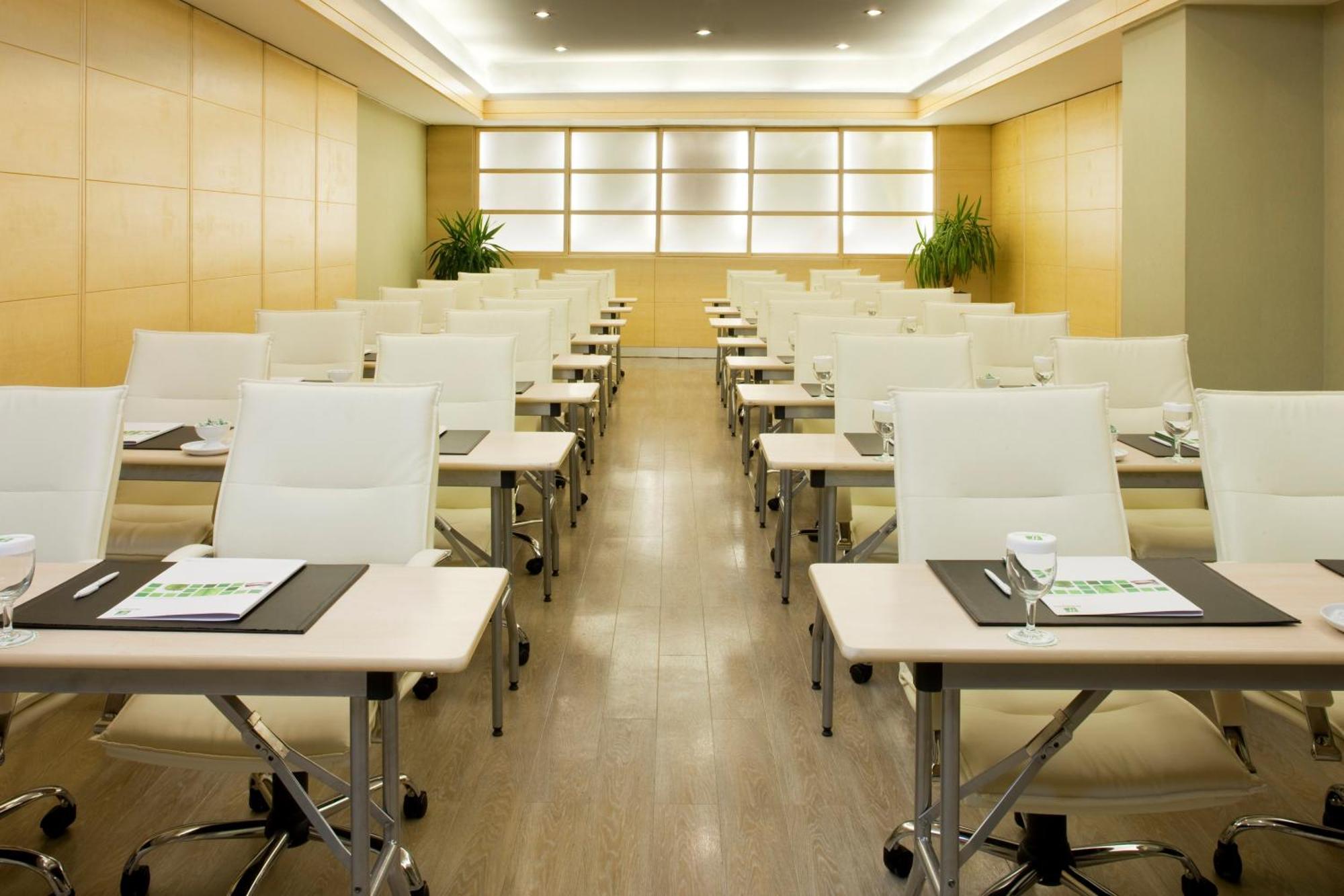 Holiday Inn Istanbul City By Ihg — Photos 1